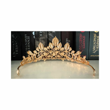 Load image into Gallery viewer, Sera&#39;s Crown from Born of Blood and Ash